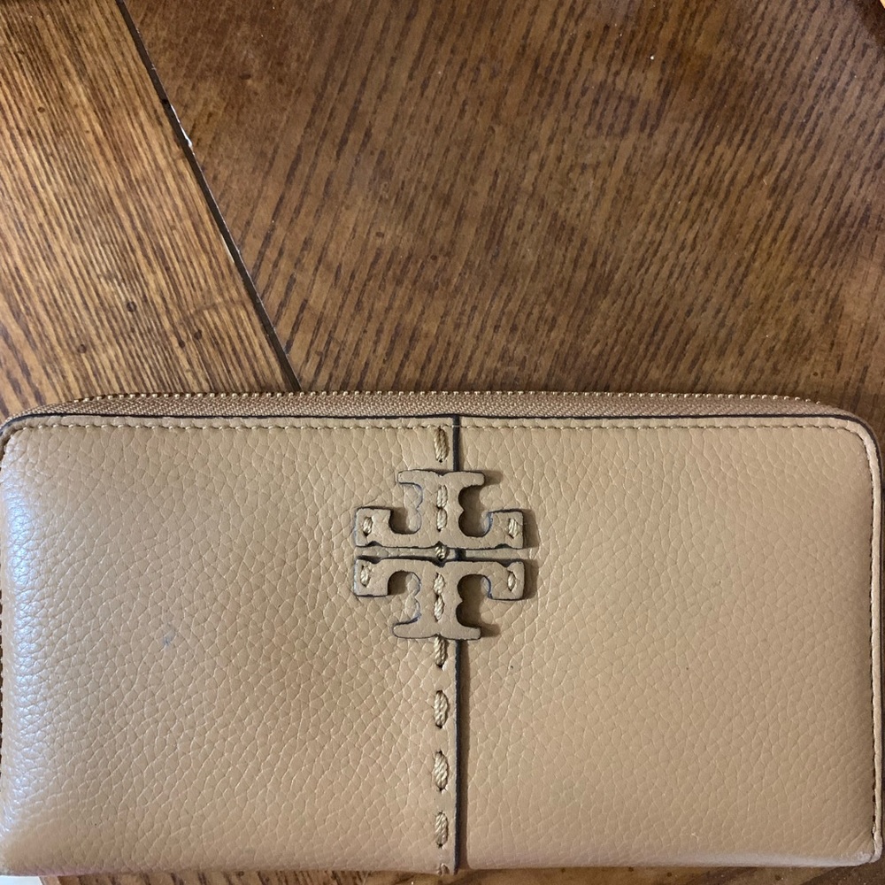 McGraw Tory Burch wallet